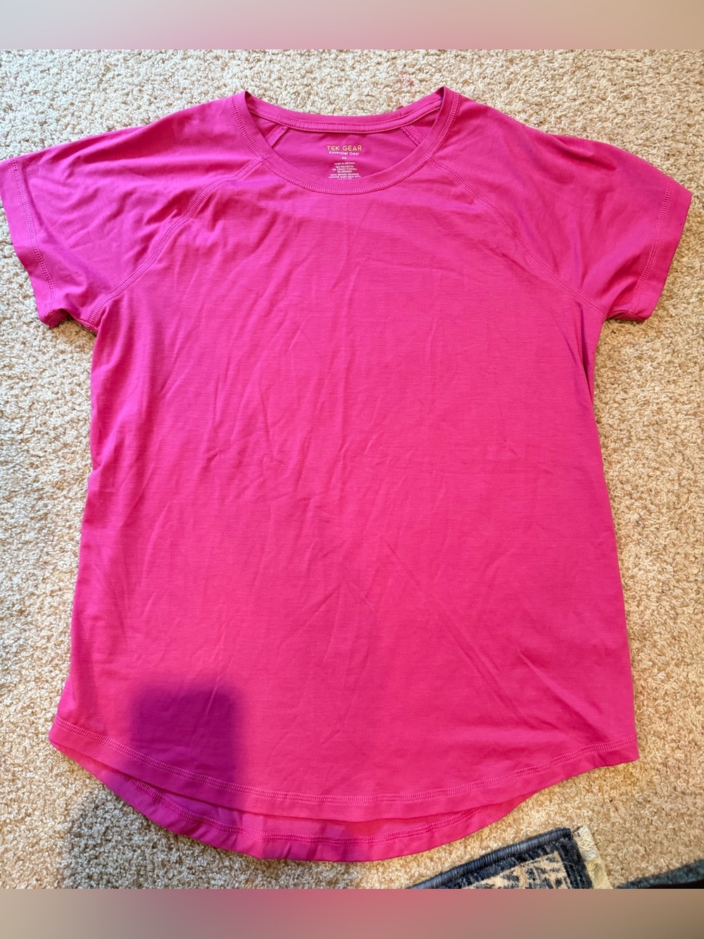 Women’s pink tshirt